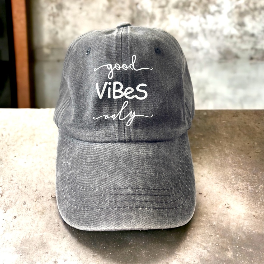 Nwot Good Vibes Only Cap